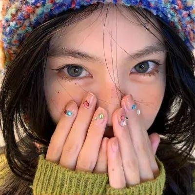 铁汉艳娃